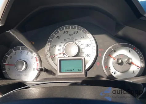 2013 Honda Pilot Touring z USA, uszkodzony, nr VIN 5FNYF3H97DB012286